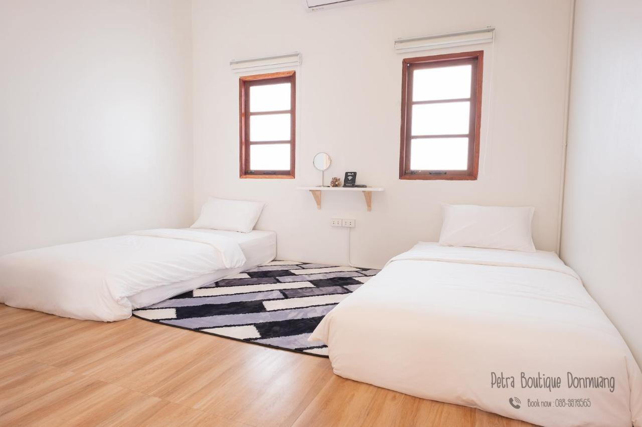 Appartement Petra Boutique Donmuang à Bangkok Extérieur photo